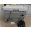 Image 2 : Coleman Thermoelectric Hot/Cold Picnic Cooler with 