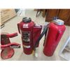Image 2 : 2 Fire Extinguishers , 2 Mounts, 2 Covers, 1 Extinguish 