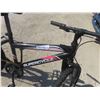 Image 3 : Super Cycle Variable Speed Pedal Bike 19'' 