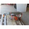Image 1 : Black and Decker Radial Arm Saw 
