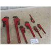 Image 1 : 7 Pipe Wrenches , Up to 18'' 