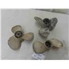 Image 1 : 3 Outboard Propellers 