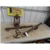 Image 1 : 2 Single Tree, 2 Hooks, Barn Lantern 
