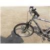 Image 2 : Columbia Multispeed Pedal Bike 26'' 