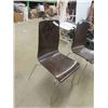 Image 2 : 2 Stacking Chairs 