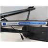Image 2 : Sony Tripod Model VCT 60AV , Multifunction Remote 