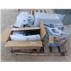 Image 1 : Pallet Lot: Greenhouse/Farming Planters, Netting,
