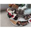 Image 8 : Musical Holiday Fountain , Penguin Cookie Jar, Snow Man