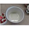 Image 8 : 3 Vintage Cherry Enamel Stock Pots (Handle on Lid 