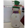 Image 2 : Snowman Blow Mold 39'' Tall No Light 