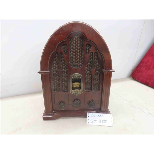 General Electric Cathedral AM/FM Radio