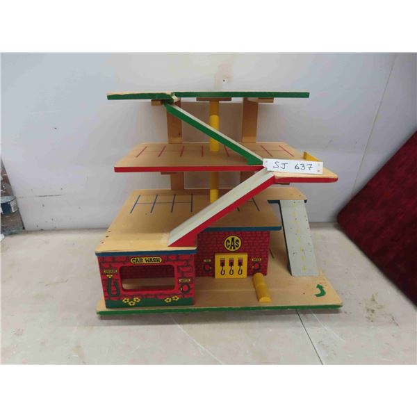 Wooden Kids Garage/Car Wash Play Crate 18'' x 21'' x 