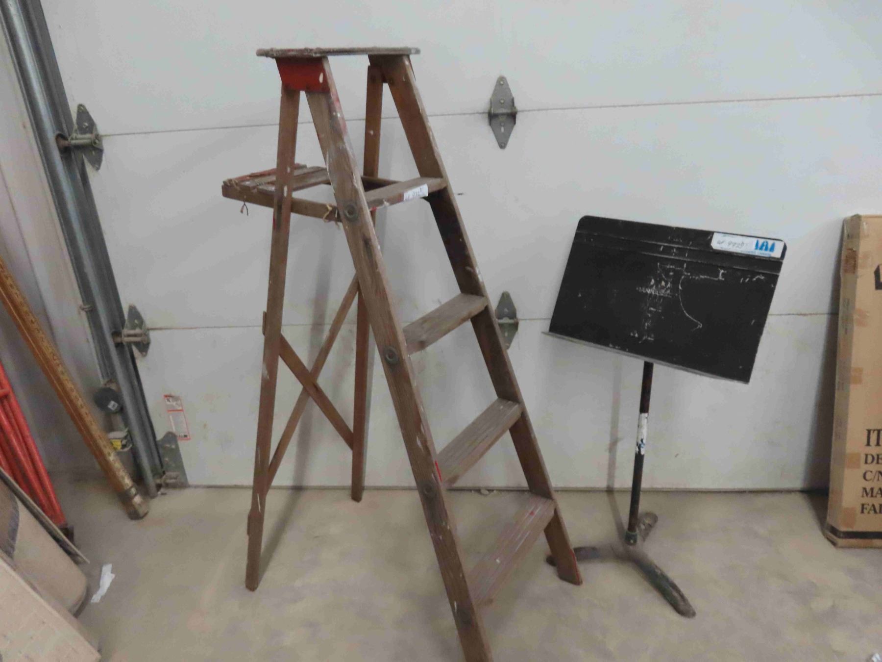 Ladder+Scales, Music Stand, 5ft Wooden Ladder