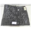 Image 1 : 4ft x 4ft tarp black - New or Store Return  