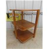 Image 3 : Vintage 3-Tier Solid Oak Hall Table 24'' x 19'' x 