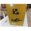 Image 7 : Metal 24-Pigeon Bolt Bin with Advertising. 17 1/2'' x 