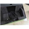 Image 7 : XBOX Series X , No Games, 2 Controllers 
