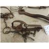 Image 2 : 4 Leg Traps (1) with Old Style Chain