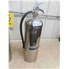 Image 5 : 2 Water Filled Extinguishers 