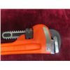 Image 2 : New Ridgid 10'' Pipe Wrench 