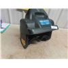 Image 2 : Yardworks 8A Electric Snow Shovel 12'' 