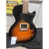 Image 3 : Epiphone Les Paul Junior Electric Guitar with Soft Case 