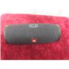 Image 2 : JBL Charge 4 Bluetooth Speaker, Tested & Working.