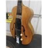 Image 10 : Vintage Harmony Hollywood H-37 1960s Acoustic Electric 