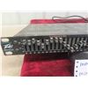 Image 3 : Peavy EQ215 Stereo Graphic Equalizer 40 Watt