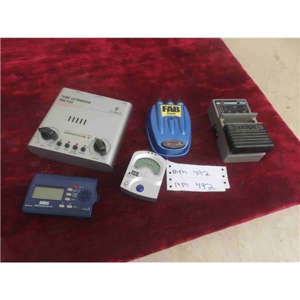 Behringer Tube Ultra Mic 100 , Fab Chorus Danelectro , 