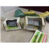 Image 8 : Train Set Accessories: Buildings, Cars, Crossings, Grass 