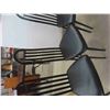 Image 4 : 4 Matching Kitchen Chairs 