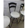 Image 3 : 4 Swivel Matching Bar Stools 