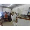 Image 3 : Modern Sway Floor Lamp