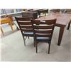 Image 10 : Table 30'' x 64'' x 42'' & 4 Chairs 