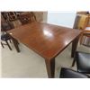 Image 3 : Table 30'' x 64'' x 42'' & 4 Chairs 