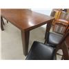 Image 4 : Table 30'' x 64'' x 42'' & 4 Chairs 