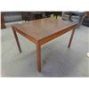 Image 4 : Table 30'' x 36'' x 51'' 