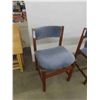 Image 3 : 4 Wood TV Stands , 2 Chairs, No Rack