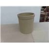 Image 4 : Medalta 3 Gallon Crock