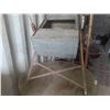 Image 2 : Antique Swing Tub Washing Machine - Good Planter 