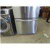 Image 4 : Kitchen Aid Stainless French Door Fridge with