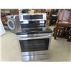 Image 1 : LG Stainless Stove with Convection