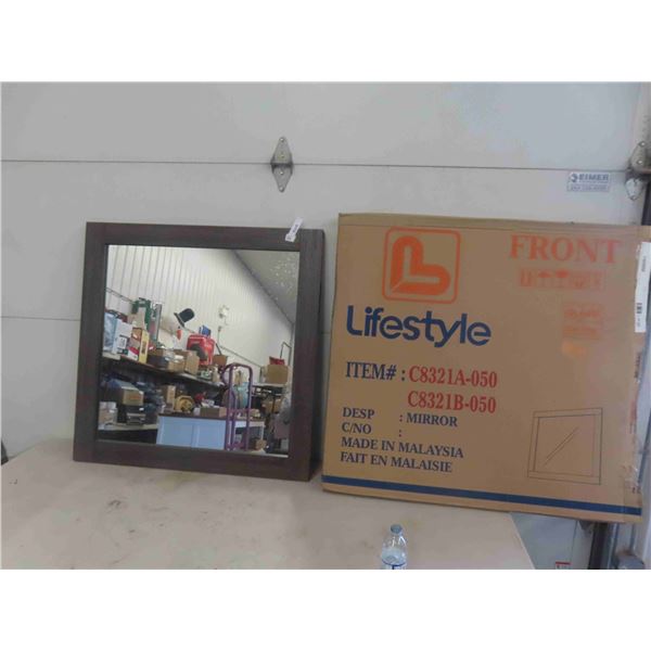 New Lifestyle Mirror 35 1/2'' x 35 1/2'' 