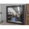 Image 2 : New Lifestyle Mirror 35 1/2'' x 35 1/2'' 