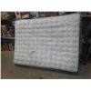 Image 1 : Queen Mattress