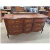 Image 2 : Dresser 33'' x 63'' x 18'' with Mirror 38'' x 41'' 