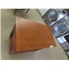 Image 3 : End Table/Night Stand 30'' x 18 1/2'' x 31'' 