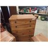 Image 10 : 4pce Bedroom Suite : Dresser 30'' x 50'' x 18'' Mirror 30'' x