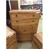 Image 7 : 4pce Bedroom Suite : Dresser 30'' x 50'' x 18'' Mirror 30'' x